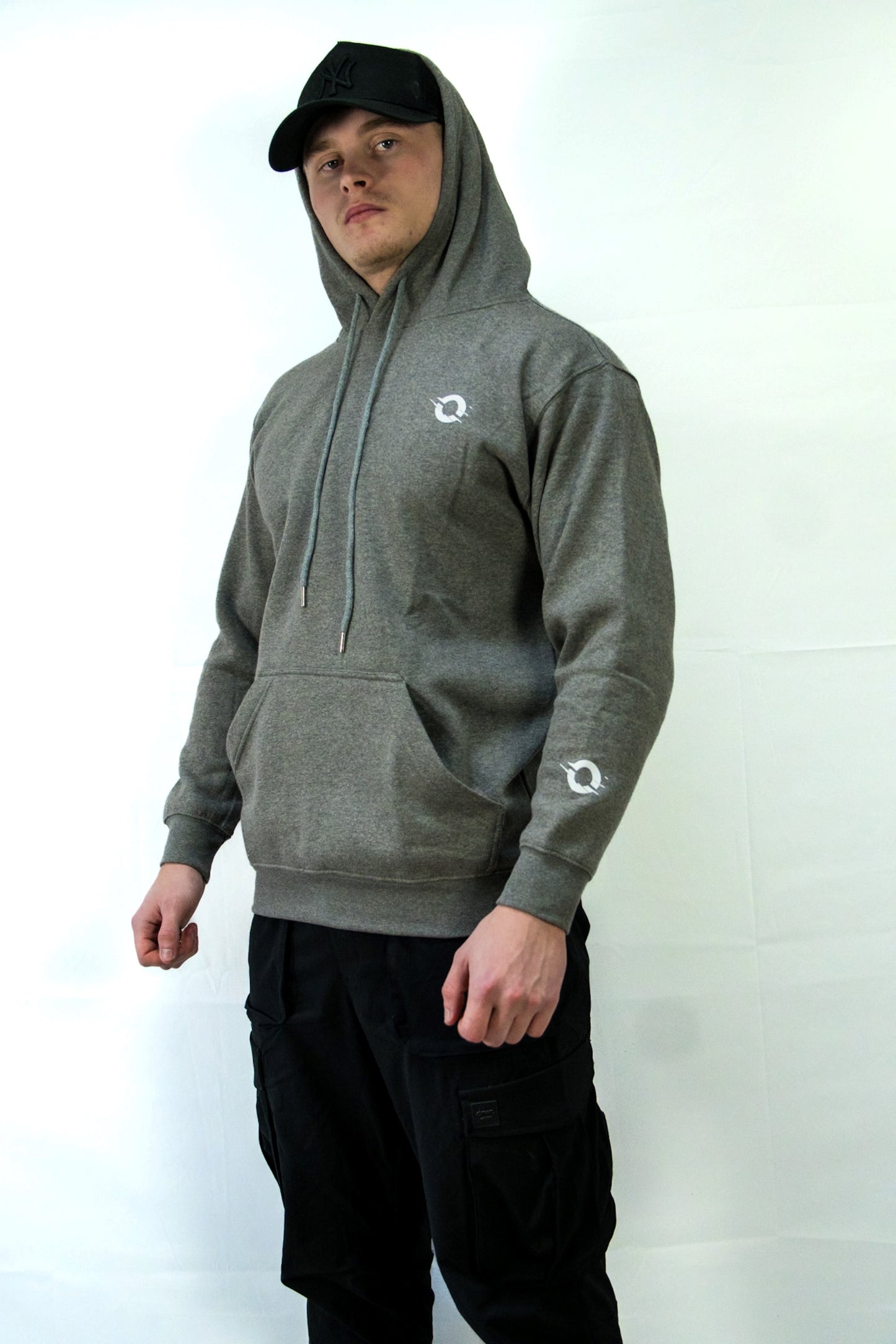OPTIMAL ESSENTIAL PULLOVER HOODIE